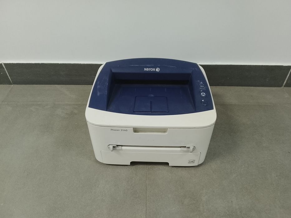 Продам принтер xerox