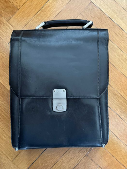 Отлични туристически раници, кожени чанти през рамо/ за кръста, сакове