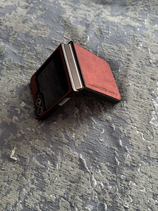 Z-flip6 телефон с коробкой