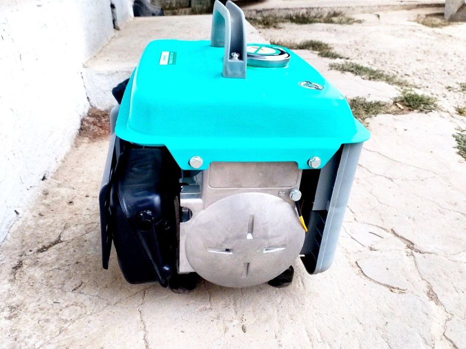 Генератор движок 850 wt сотилади без шумный капактный енгил ва кулай и