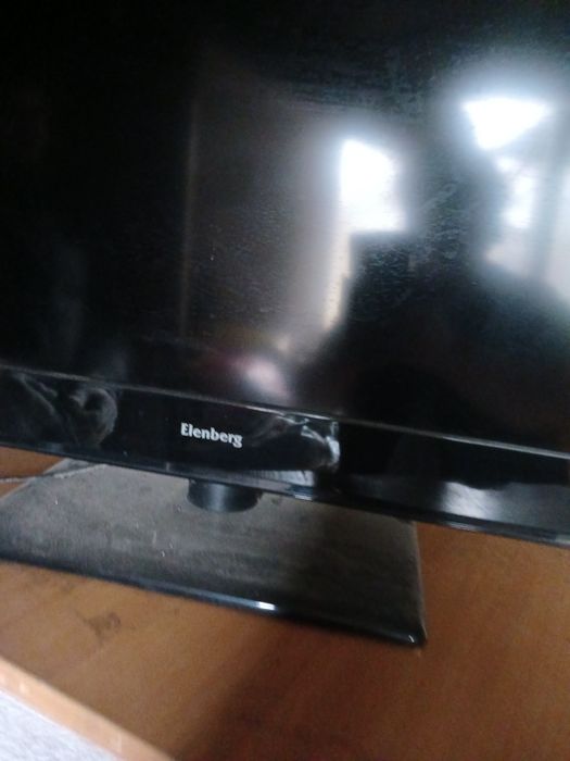 Продам телевизор и пылесосы