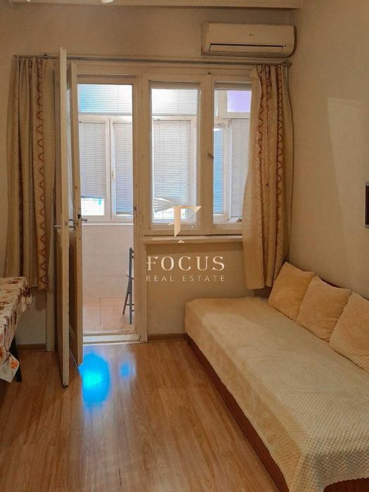 Продава се Двустаен апартамент в Пловдив, Център - 75 кв.м за 2134 €/кв.м - Снимка #2