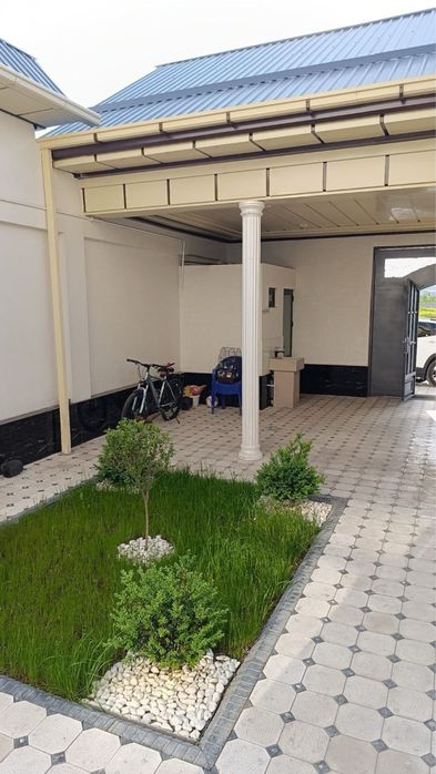 Янги Хаятский р-н/ Дом/ Участок/ 2 этажный жом/ 6 ком/ 2,3 сотки