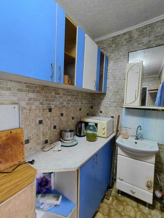 Продам 1 ком Узкоколейная