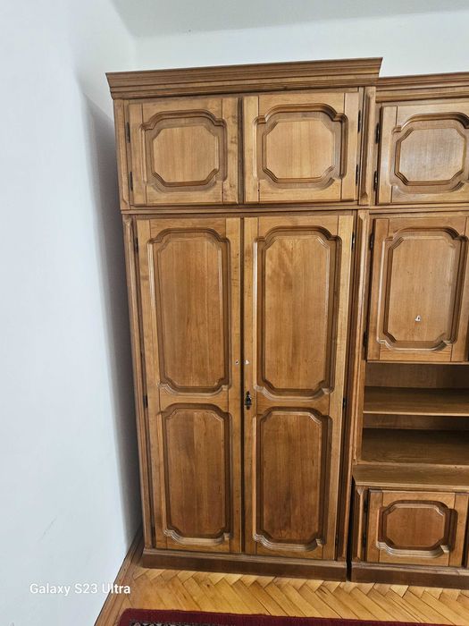 Vand mobila pentru sufragerie