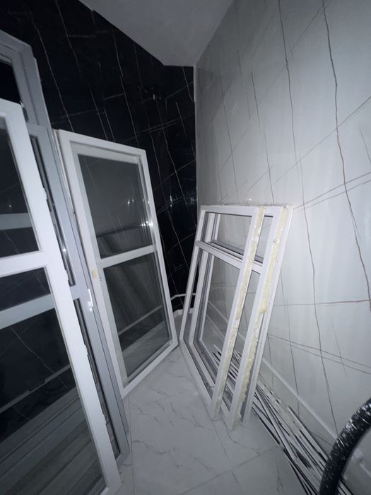 Продам пластиковые окна и двери