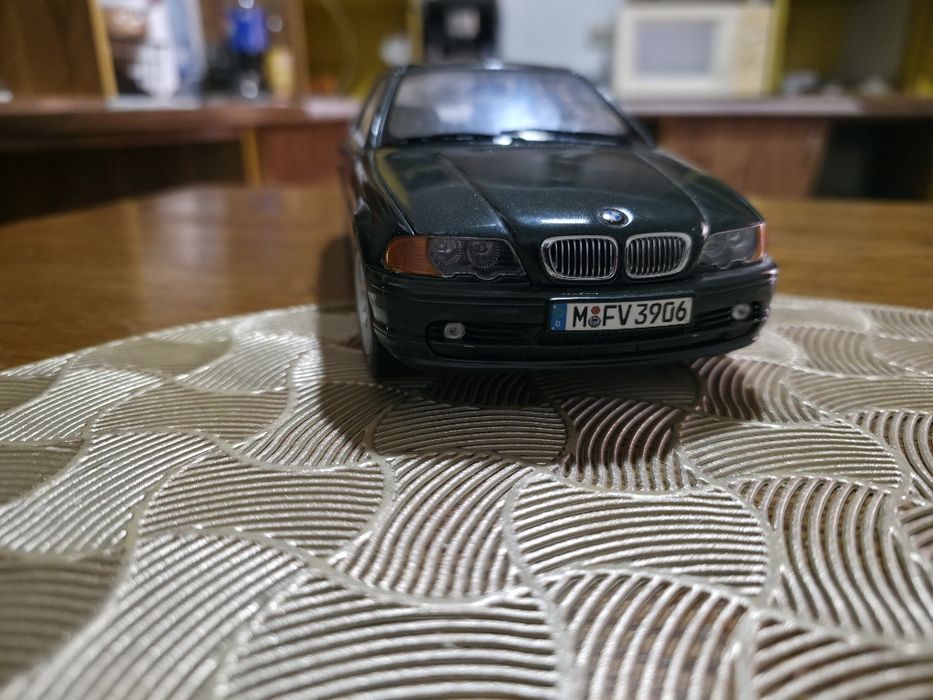 Macheta BMW 1/18  Kyosho