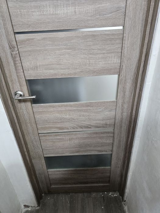 Продам дверь 70х200