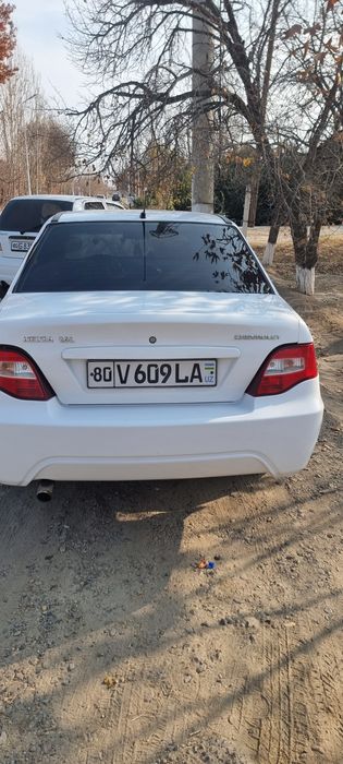 Нексия 2. 1.6 сотилади орка багажда петно бор