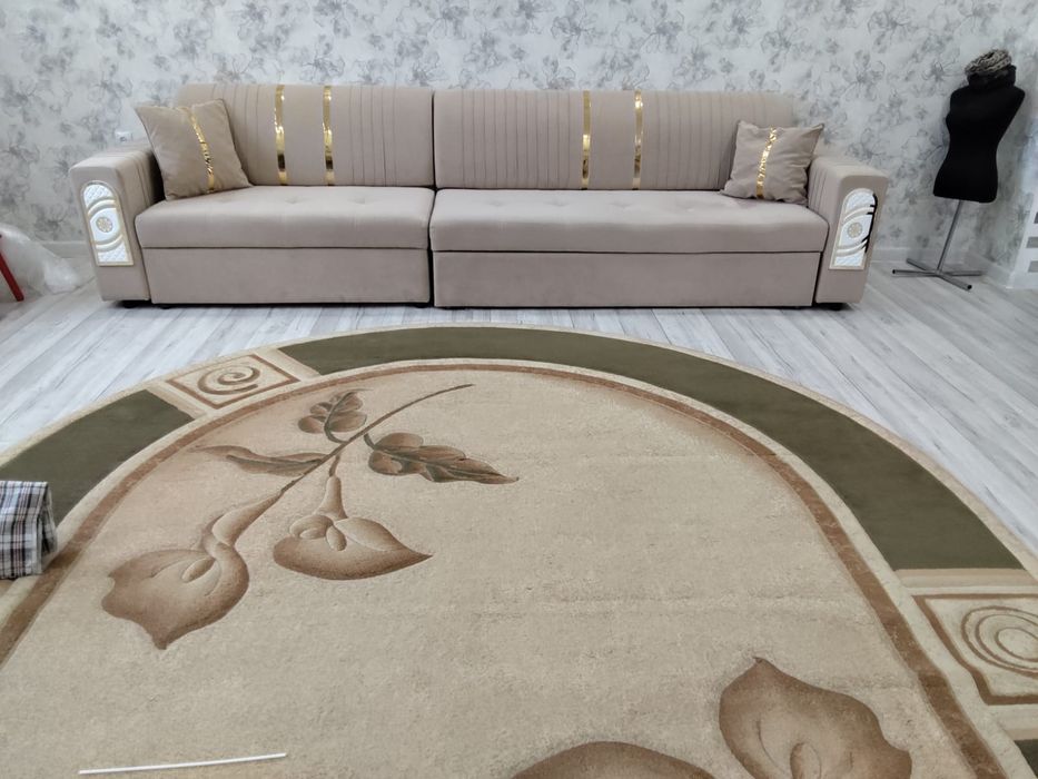 Диван в хорошем состоянии