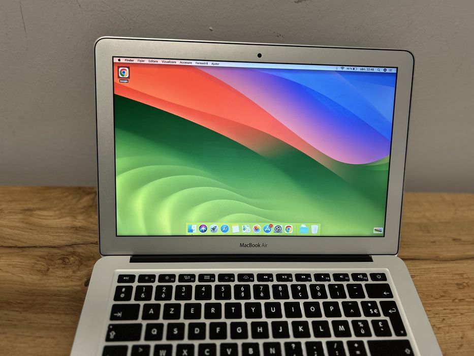 Laptop MacBook  i5 bun