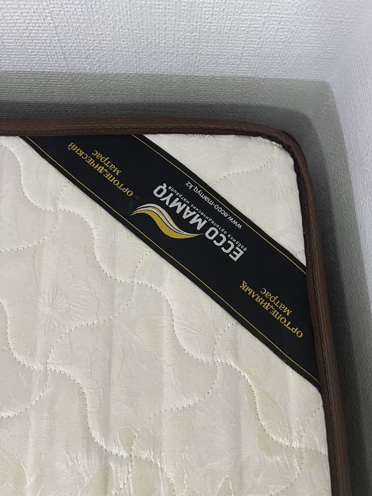 Кровать двухспальная