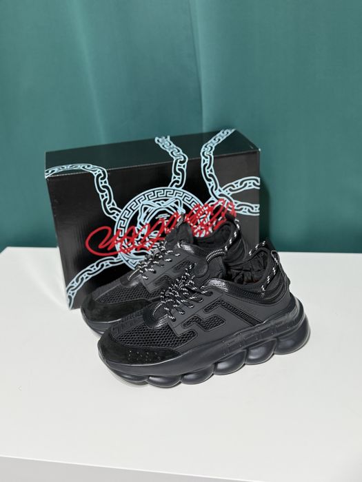 Versace Chain Reaction