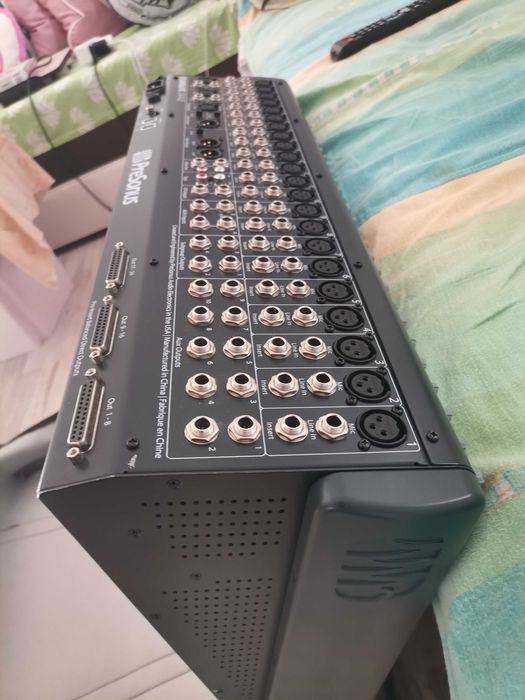 Mixer profesional digital Presonus Studio 24.4.2 Made in USA.