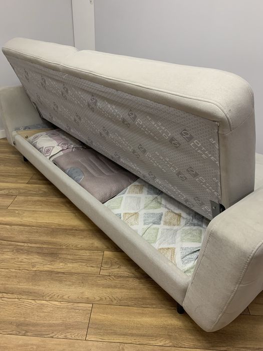 Продам диван в хорошем  состоянии