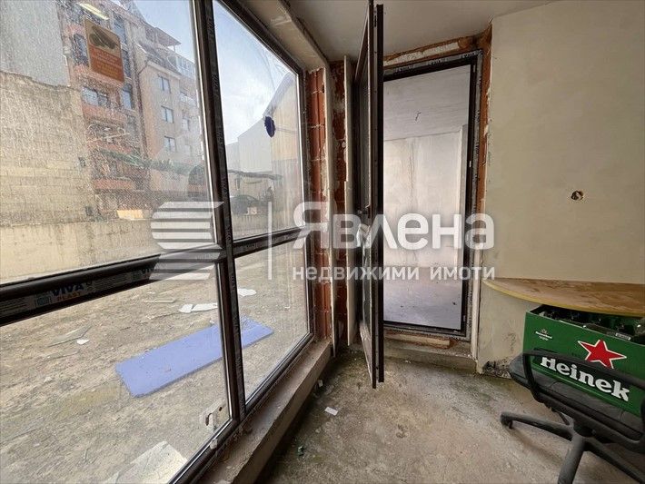Продава се Двустаен апартамент в Варна, Колхозен пазар - 52 кв.м за 1597 €/кв.м - Снимка #4