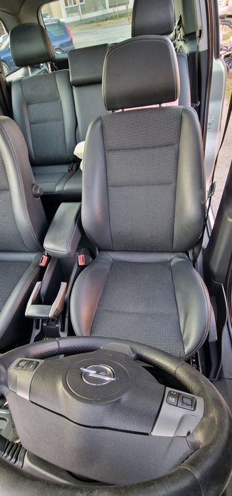 Opel Zafira 1.9 CDTI, 120 CP