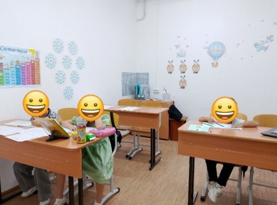 Продам парты со стульями