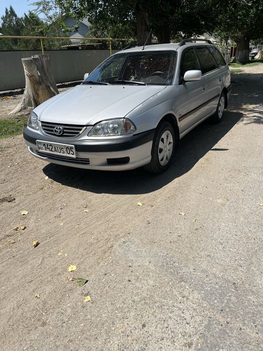 Tayota  Avensis
