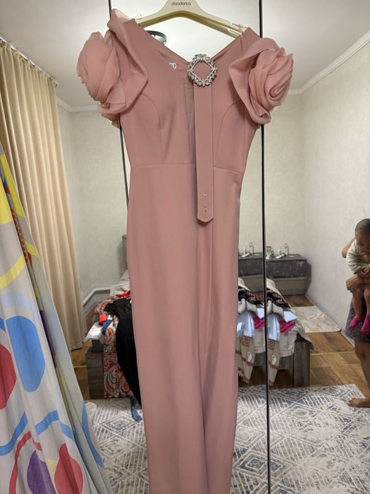 Продаются платья