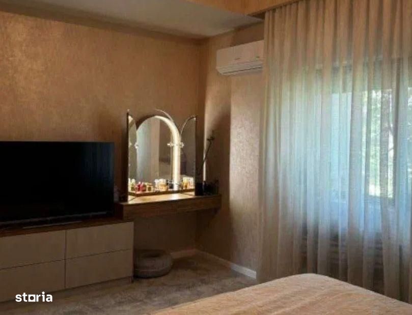 3 Camere Cartierul Latin + Loc parcare