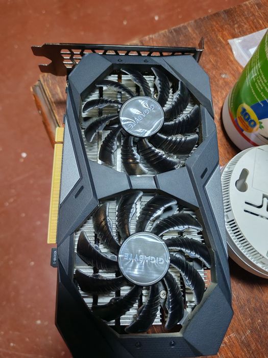 Видеокарта Gigabyte GV-N3050WF2OC-6GD rev. 1.0 — это GeForce RTX 3050