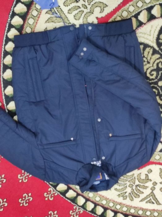 Куртка новый его некто не надел