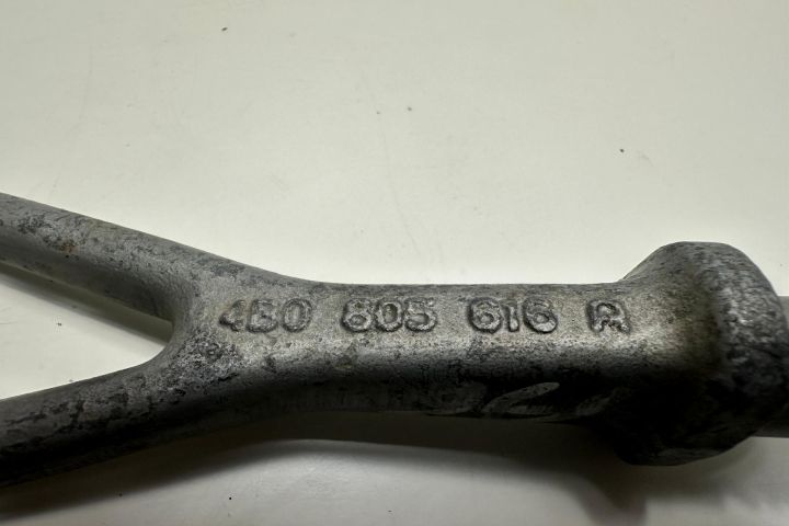 Cui tractare  4B0805616a Audi TT 8N seria