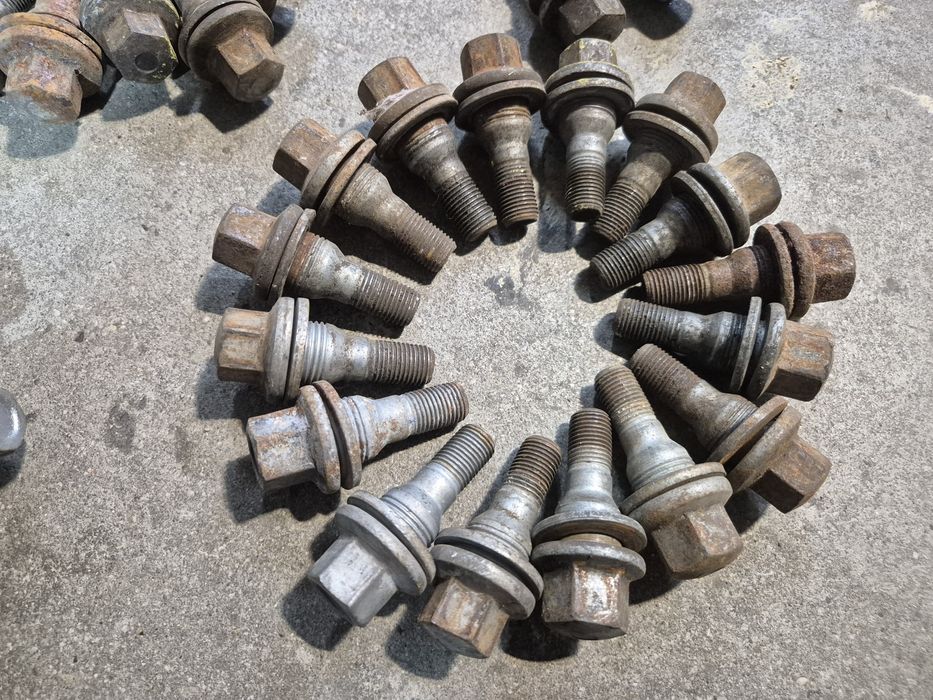 Болтове Пежо Ситроен алуминиеви джанти  Peugeot Citroen