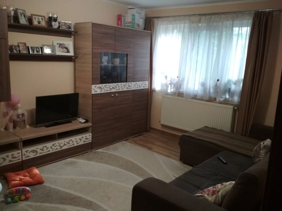 Dau in chirie apartament 2 camere