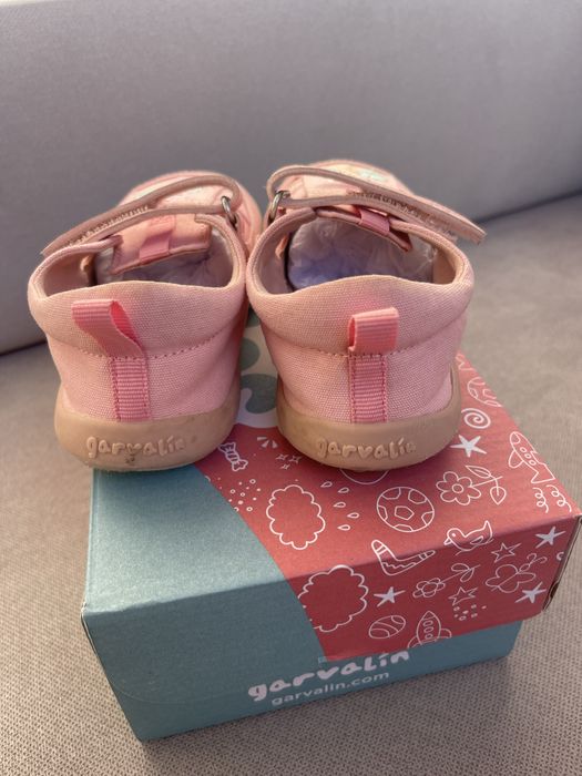 Боси обувки Garvalin Geox Adidas