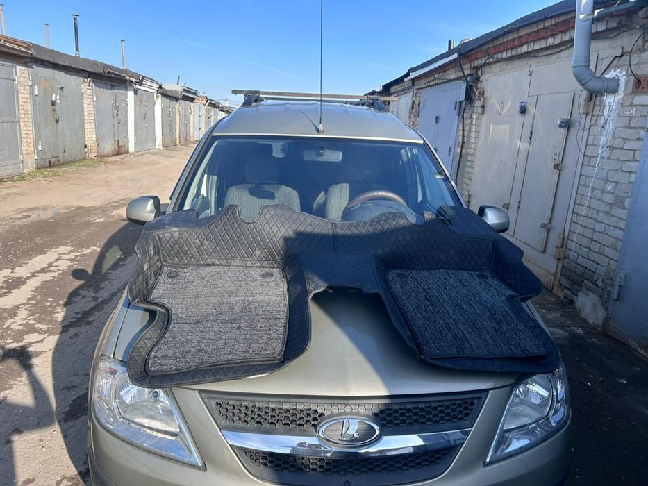 Продам коврики на Ларгус