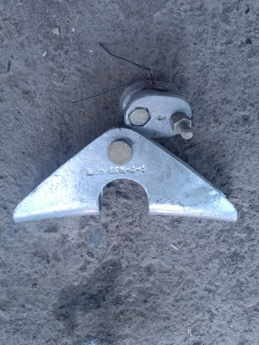 Натяжители.  Зажимы.