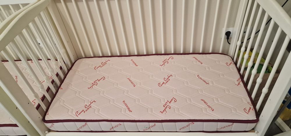 2 броя бебешки матраци  Pierre Cardin 60×120×12 см