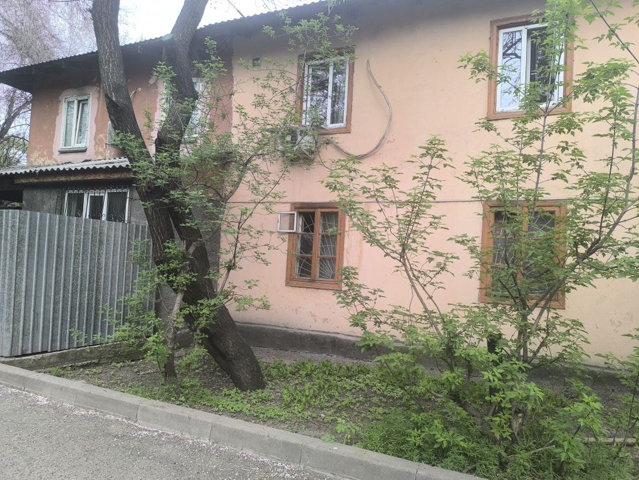 Продается квартира 2 х комнатная