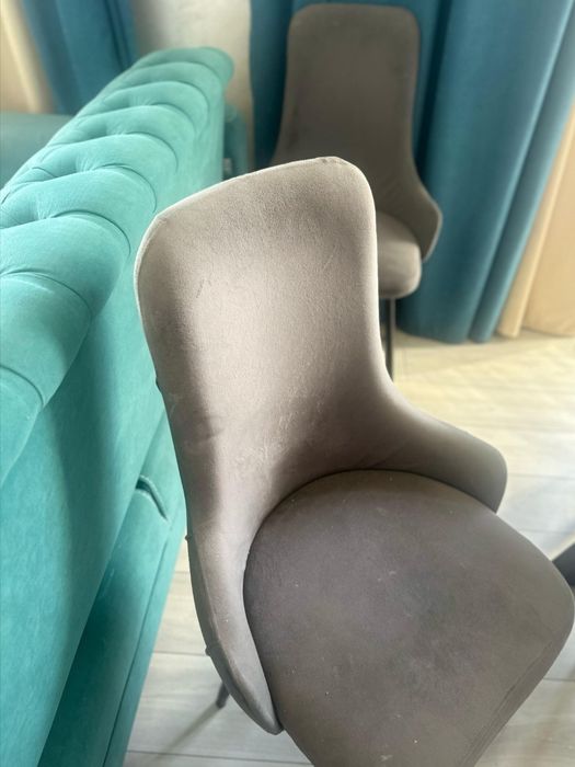 Диван и два кресла