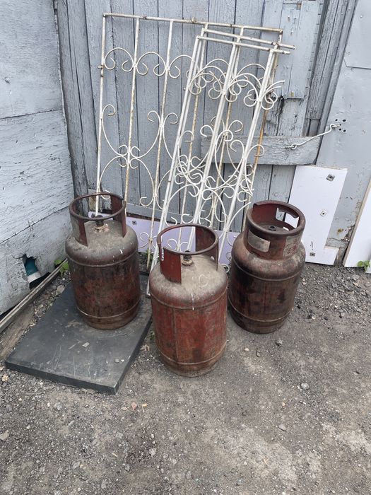 Газовые баллоны , 6 штук