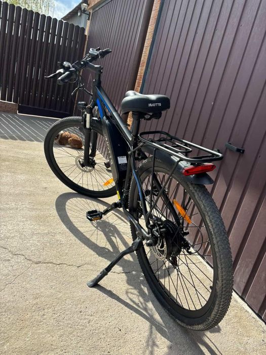 Bicicleta electrica foarte putin folosita