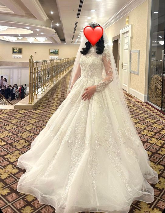 Продам свадебные платья