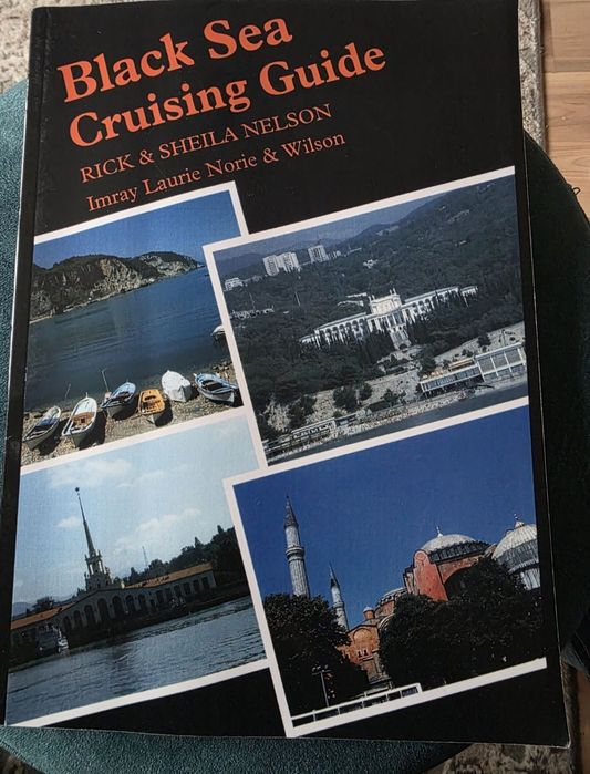 Hărți  si manuale navigație