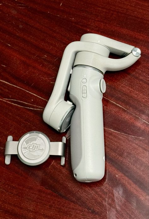 DJI OM5 sistem de stabilizare pentru smartphone