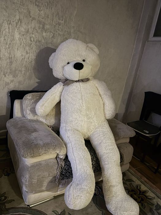 Продам мишку двухметровую