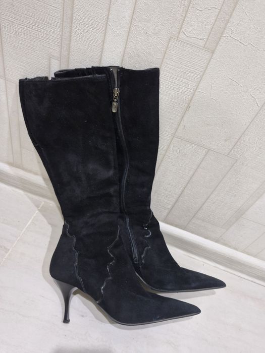 Продам женские итальянские осенние сапоги