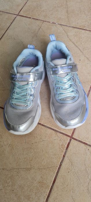 Pantofi sport Skechers, marimea 32
