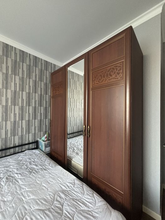Продам красивый шкаф