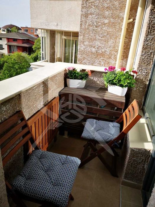 Двустаен апартамент в кв. Кръстова вада №135342