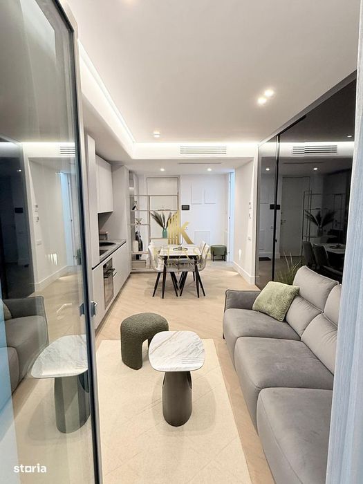 Studio dublu modern, Pipera