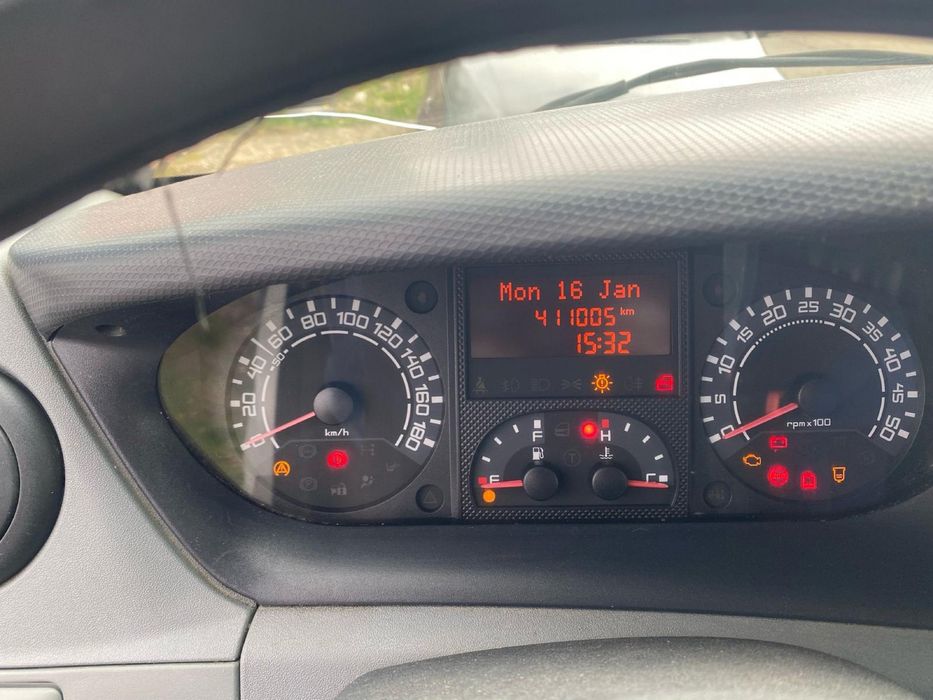 Iveco daily motor 2.3 hpi .