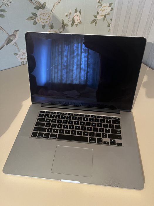 MacBook Pro (Retina, 15-inch, Mid 2014)