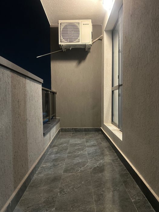 Garsonieră mobilată , balcon , bucătărie închisă , loc de parcare inclus , Diamantului Cristalului Scandinavia Lidl